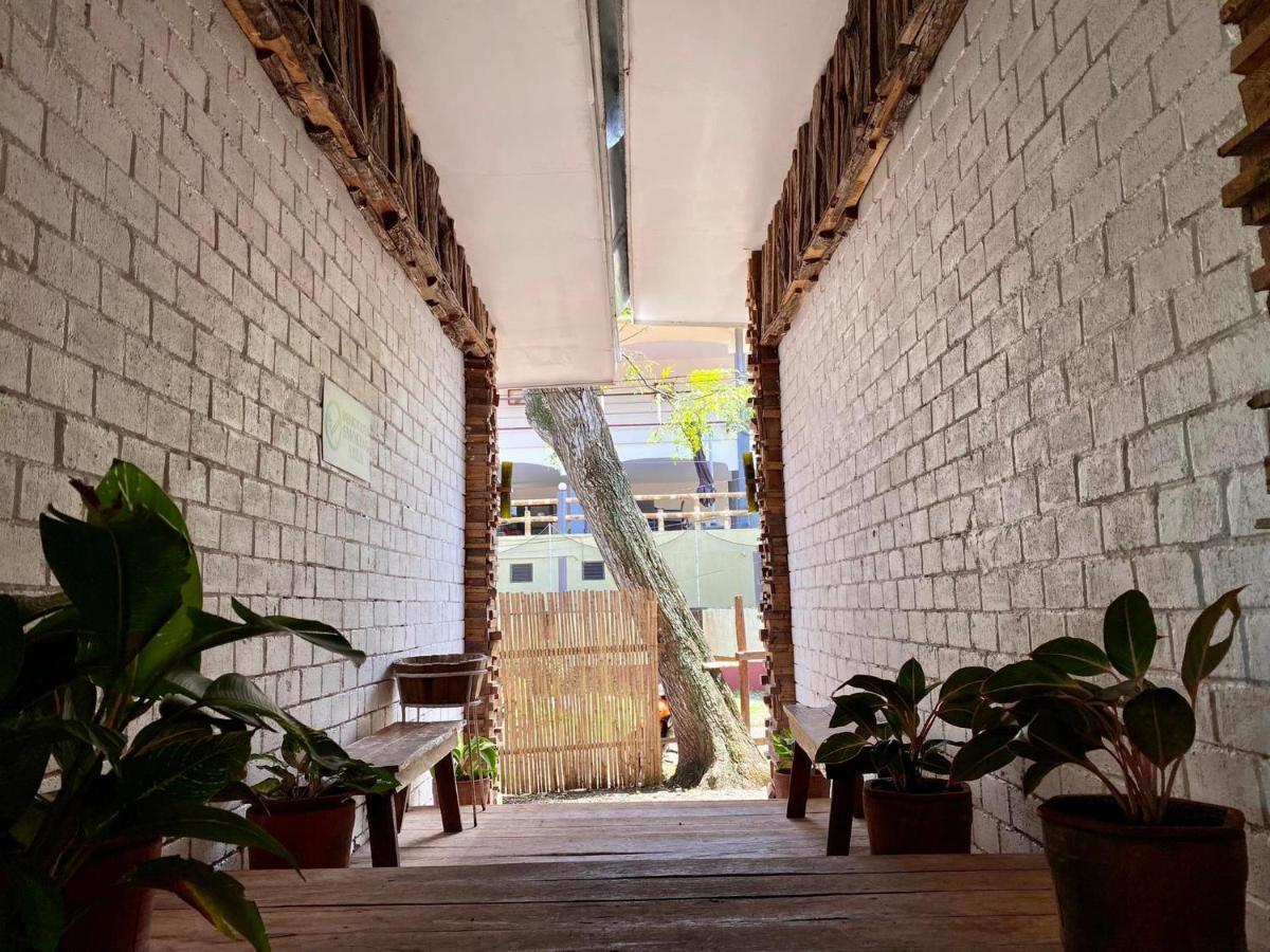 Hotel Sebastian Panglao Bolod  Kültér fotó
