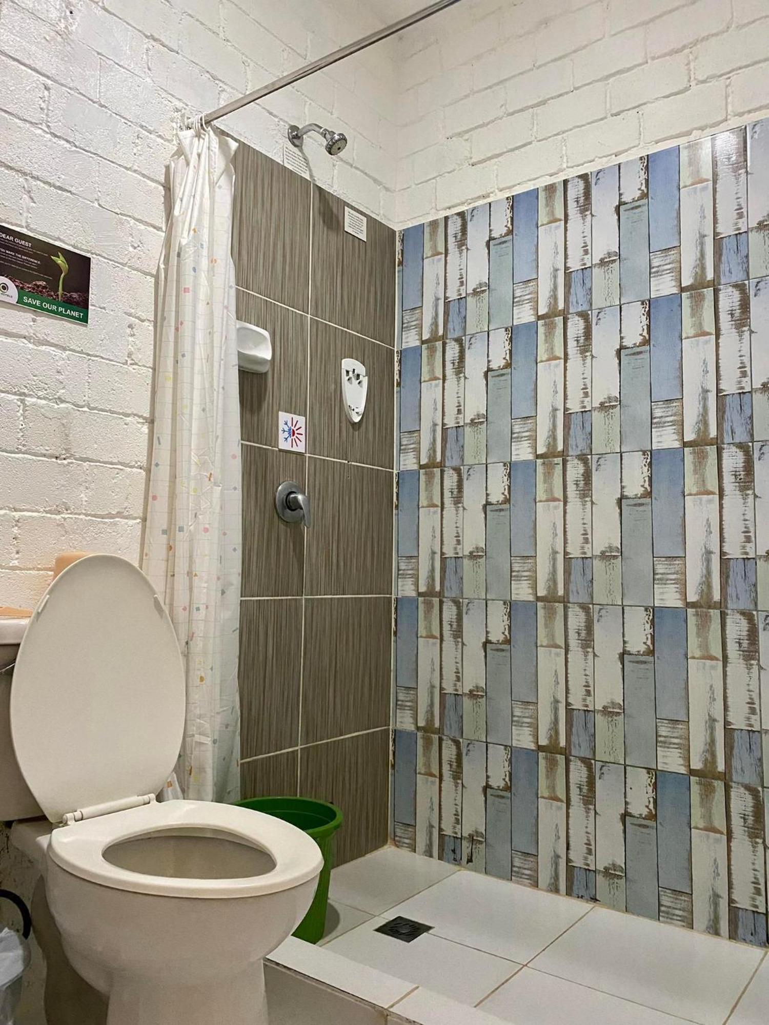 Hotel Sebastian Panglao Bolod  Szoba fotó
